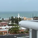 Encante-Se Com O Mar De Iracema